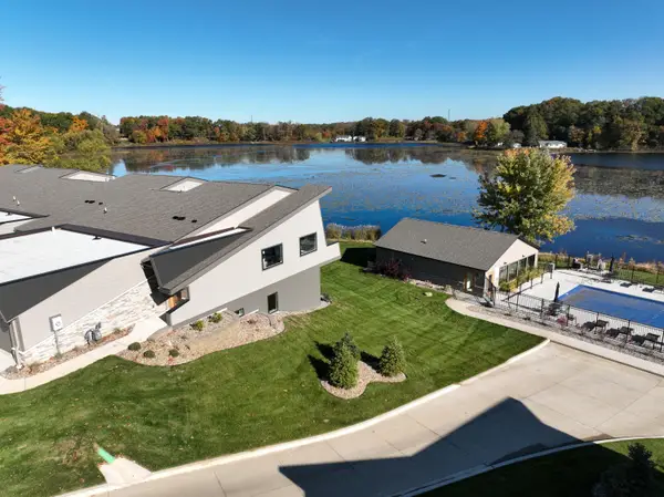 169 W Mcclung Road #203, La Porte, IN 46350