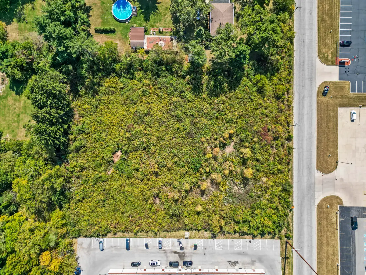 8121 Grant Street, Merrillville, IN 46410 - Image #1