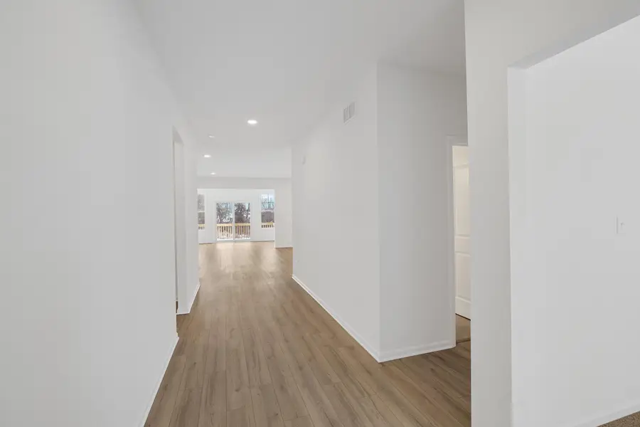 4255 Riverwood Road, Valparaiso, IN 46385 - Image #3