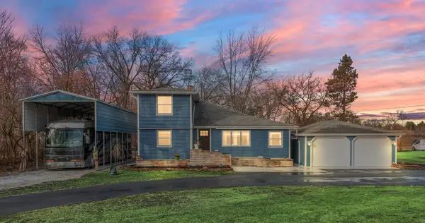 408 8th Street Se, DeMotte, IN 46310