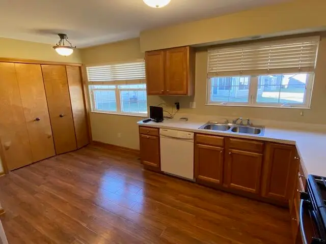 4205 Meridian Woods Drive, Valparaiso, IN 46385 - Image #2