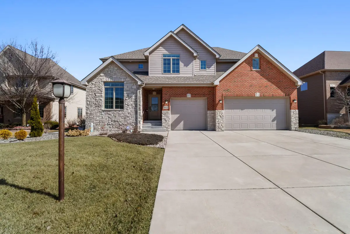 10057 New Devon Street, Munster, IN 46321 - Image #1