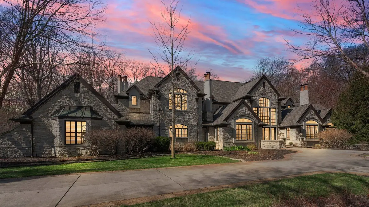 219 Crabapple Lane, Valparaiso, IN 46383 - Image #1