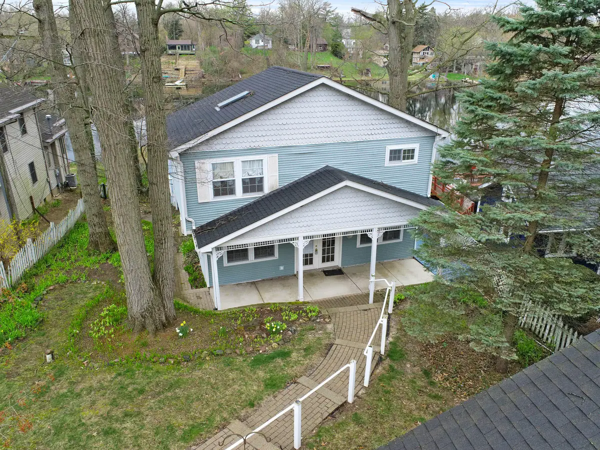 602 N Scott Drive, Valparaiso, IN 46383 - Image #1