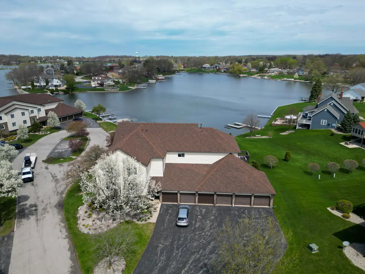 5050 Spinnaker Lane #F, Crown Point, IN 46307 - Image #1