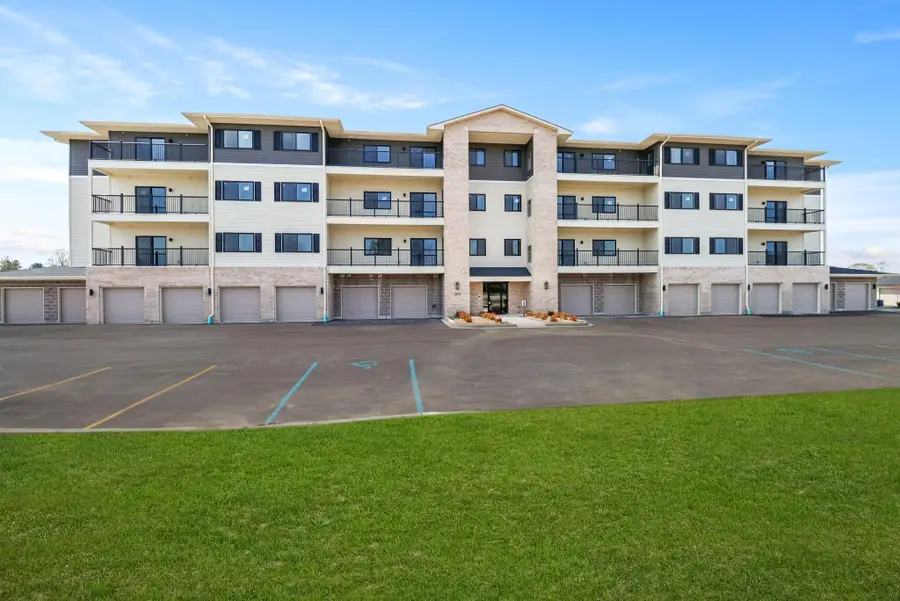 2034 W 75th Place #35, Merrillville, IN 46410 - Image #2