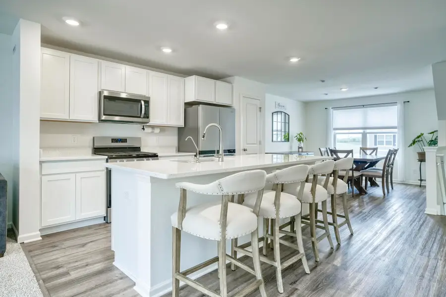 8716 Orchid Drive, Saint John, IN 46373 - Image #2