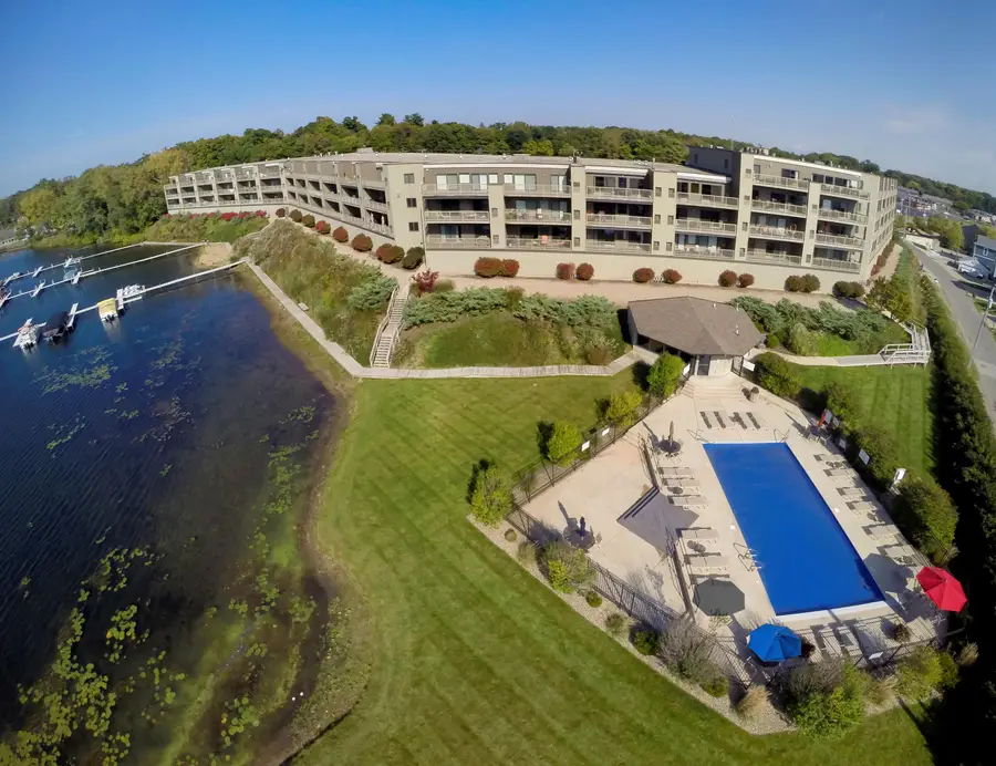 206 Outlook Cove Drive, La Porte, IN 46350 - Image #2