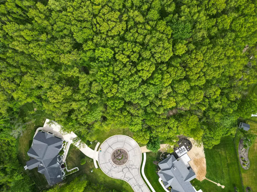 3351 Trentino Court, Valparaiso, IN 46385 - Image #2