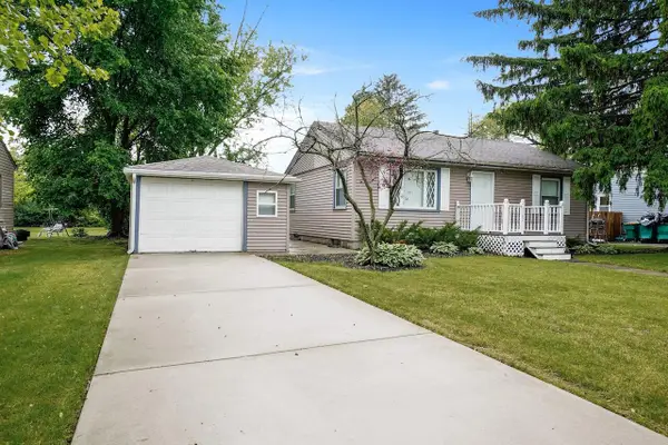 1107 W 63rd Avenue, Merrillville, IN 46410