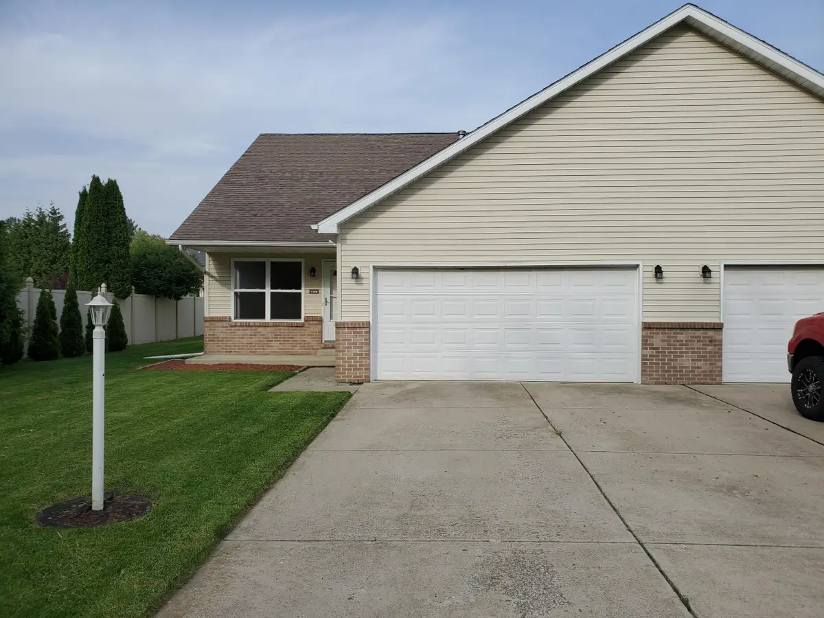 1709 Daisy Street Se, Demotte, IN 46310 - #1