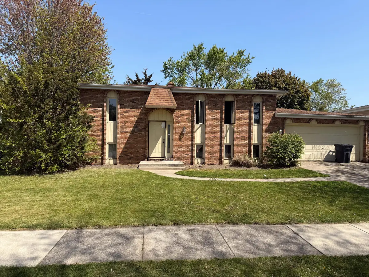 1806 W 94th Place, Crown Point, IN 46307 - Image #1