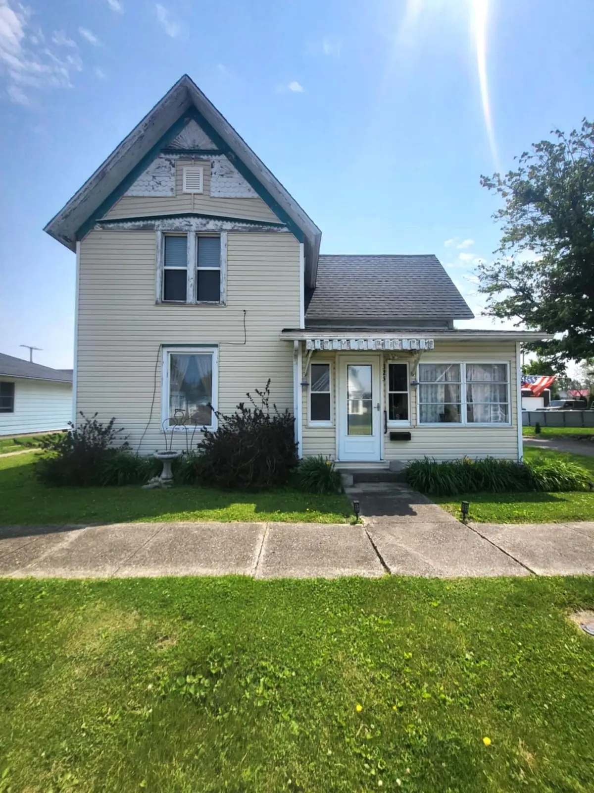 325 N Jefferson Street, Brook, IN 47922 - Image #1