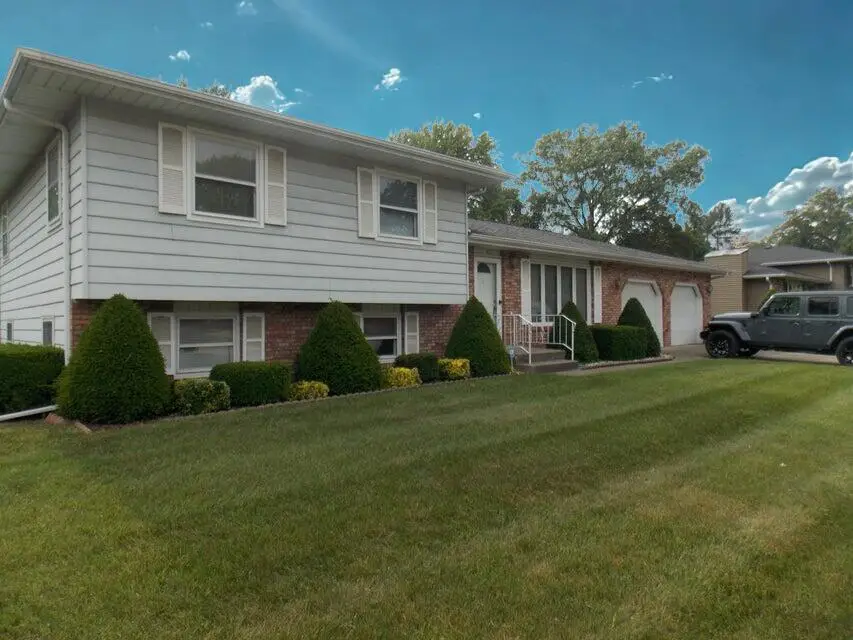 613 Dogwood Drive, Trail Creek, IN 46360 - Image #3