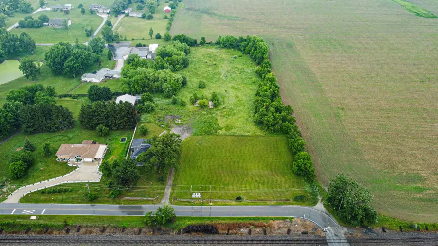 631 W 350 N, Valparaiso, IN 46385 - Image #3