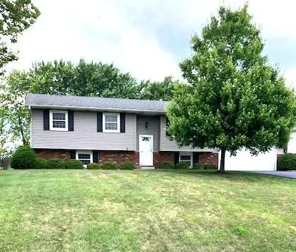 3808 Kingsway Drive, Crown Point, IN 46307