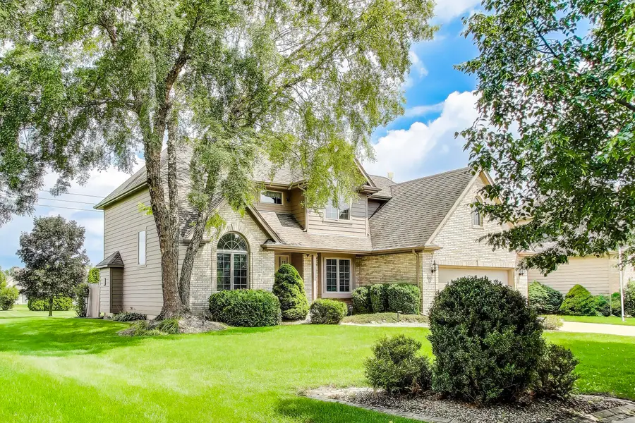 9935 Ashwood Lane, Munster, IN 46321 - Image #2