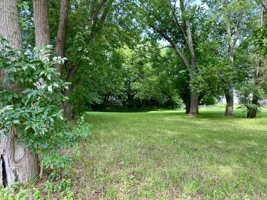 2102 Plum Street, Michigan City, IN 46360 - Image #2