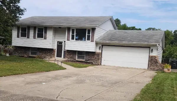 2910 Crowsnest Drive, Hobart, IN 46342