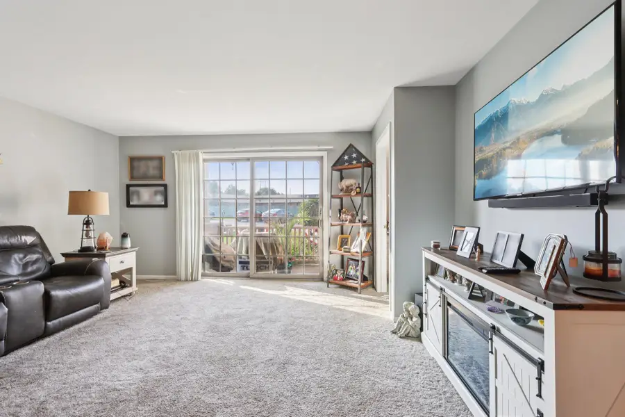 9735 Wildwood Court #1d, Highland, IN 46322 - Image #3