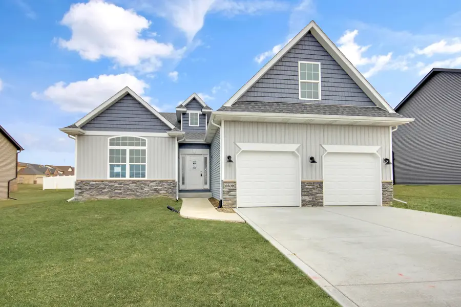 8309 Dylan Drive, Merrillville, IN 46410 - #2