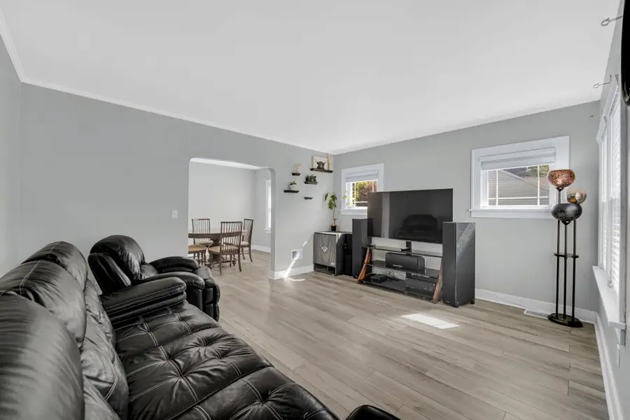 1424 Weller Avenue, La Porte, IN 46350 - Image #3