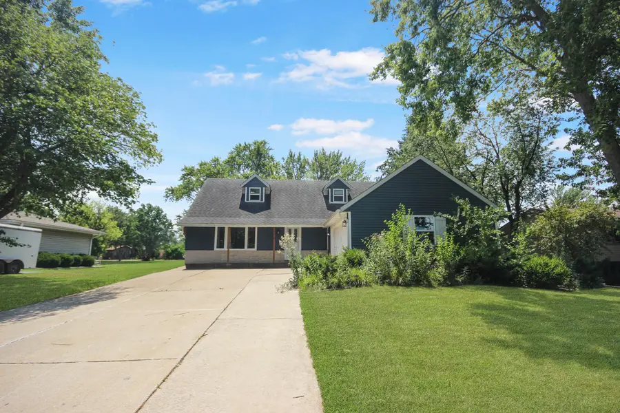 4213 Glen Oaks Drive, Crown Point, IN 46307 - Image #2