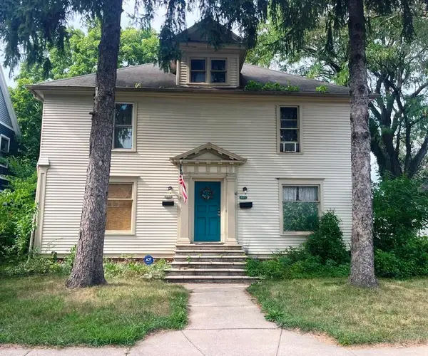 839 W Colfax Avenue, South Bend, IN 46601