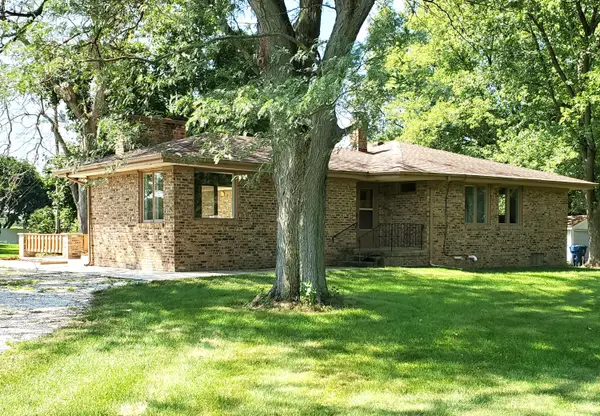 201 W Halleck Street, Morocco, IN 47963