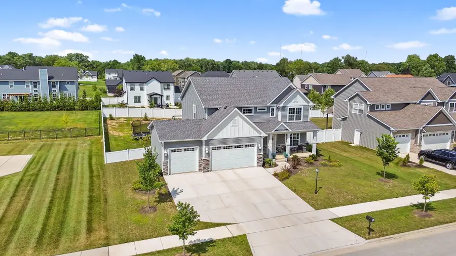 2207 Mary Lane, Valparaiso, IN 46383 - Image #3