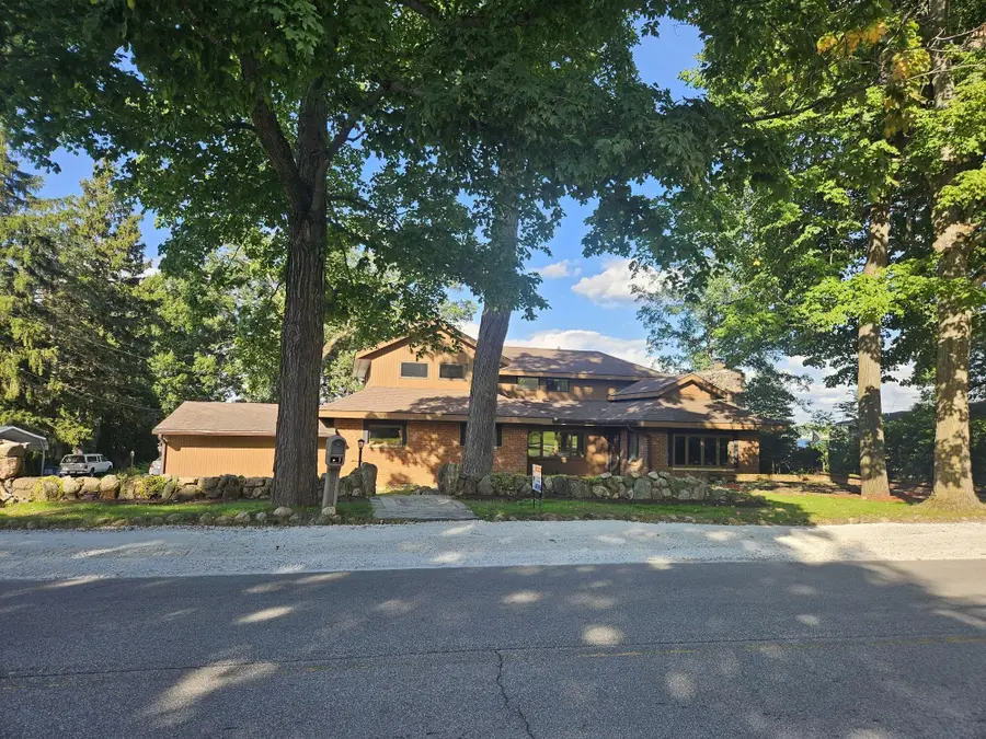 683 Waverly Road, La Porte, IN 46350 - Image #3