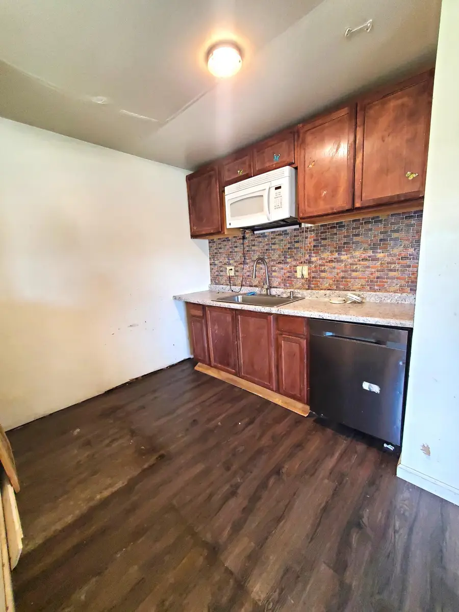 4272 W 22nd Avenue, Gary, IN 46404 - Image #3