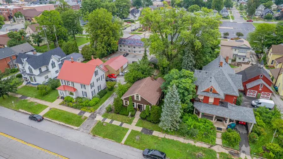 1025 Indiana Avenue, La Porte, IN 46350 - Image #3