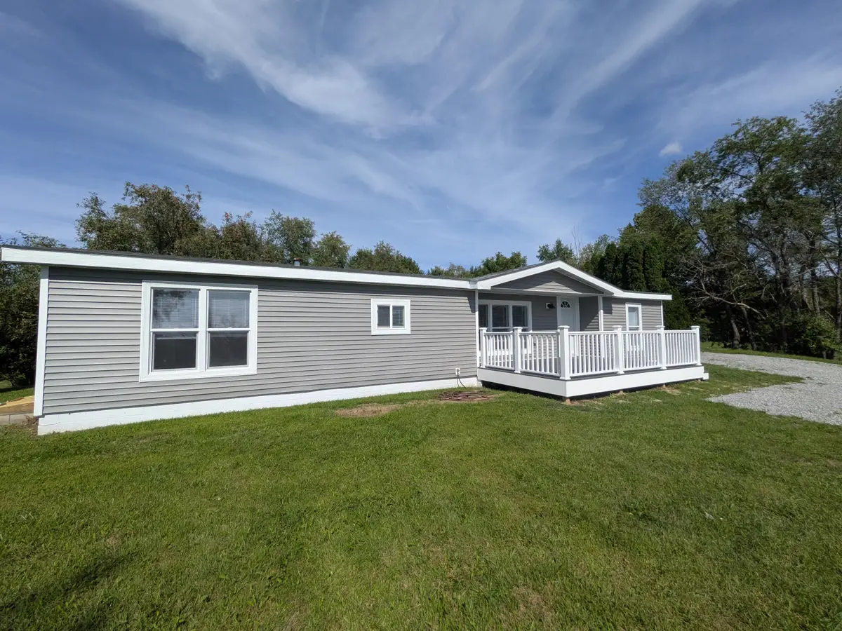 709 W Wilson Street, Hebron, IN 46341 - Image #1