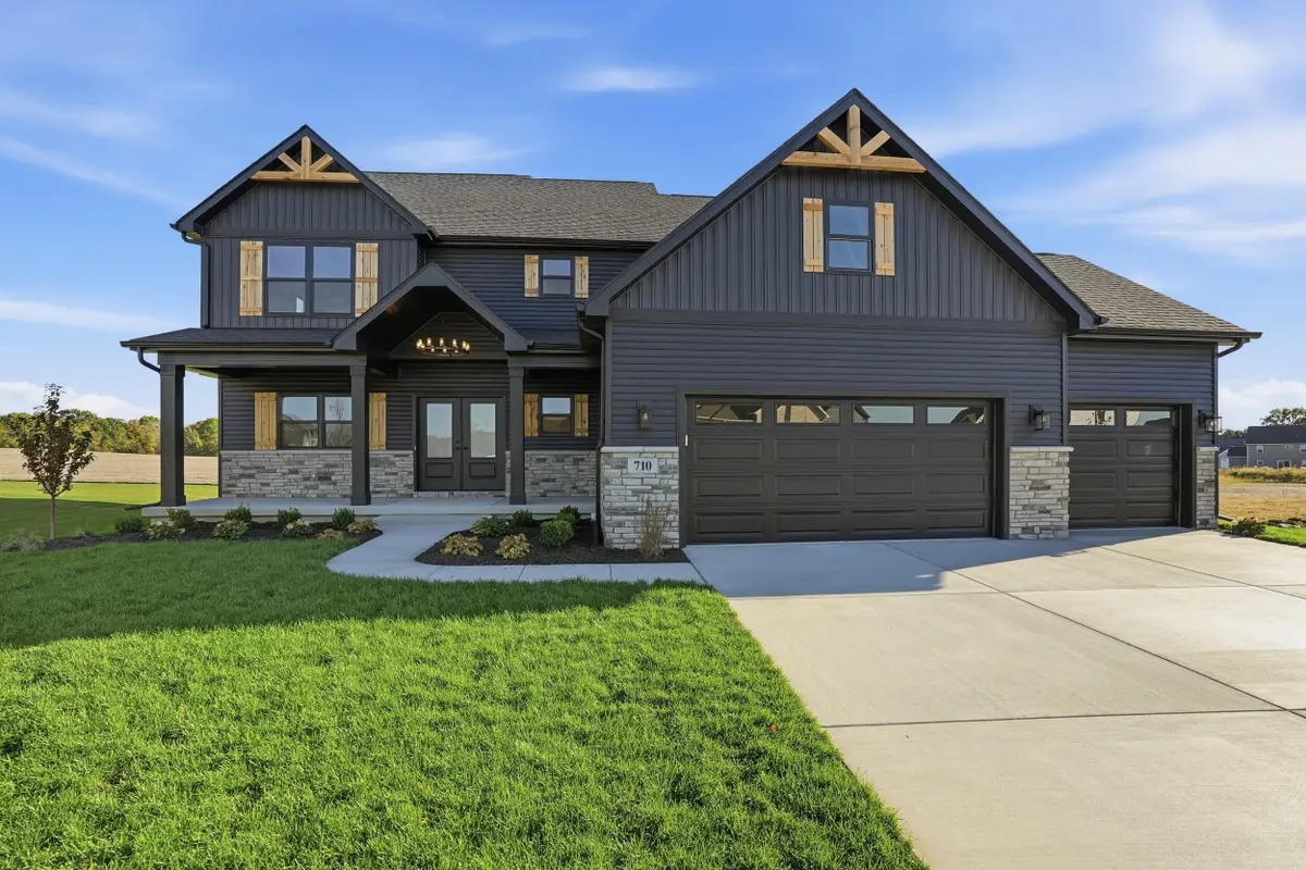 710 Idlewild Lane, Chesterton, IN 46304 - Image #1