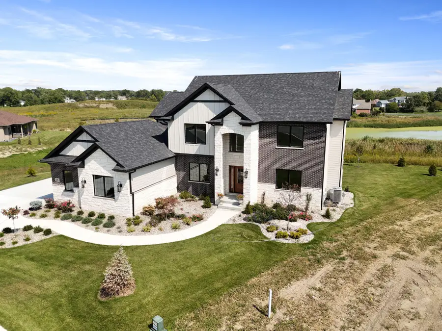 515 Meadow Brooke Lane, Dyer, IN 46311 - Image #2