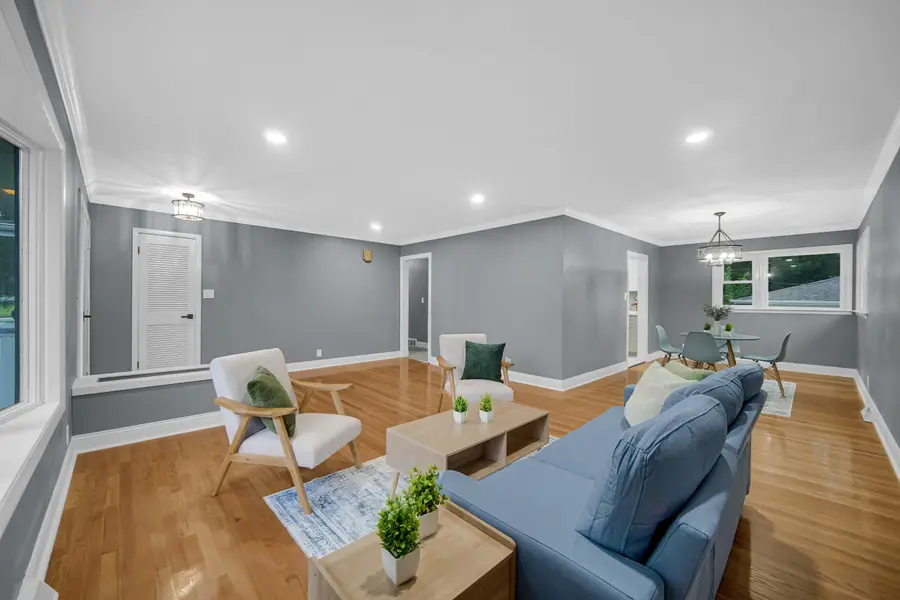 8228 Greenwood Avenue, Munster, IN 46321 - Image #3