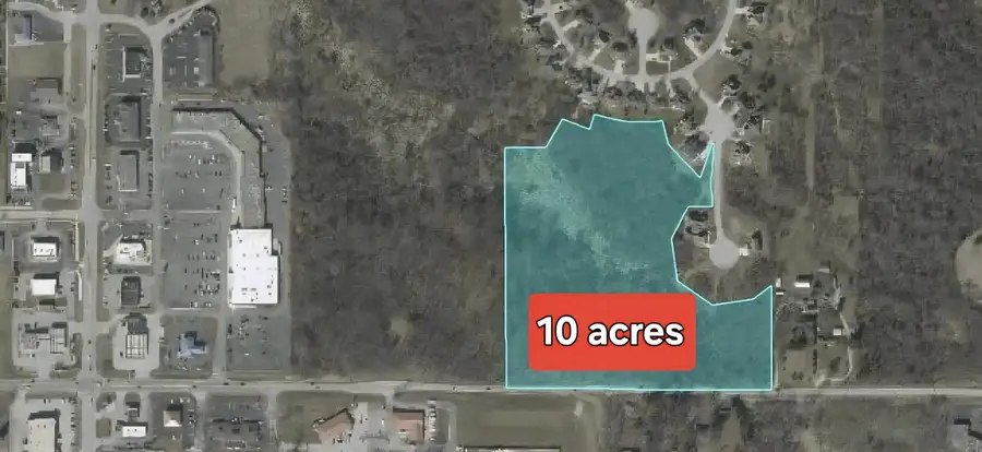 8610 E 109th Avenue, Crown Point, IN 46307 - #3