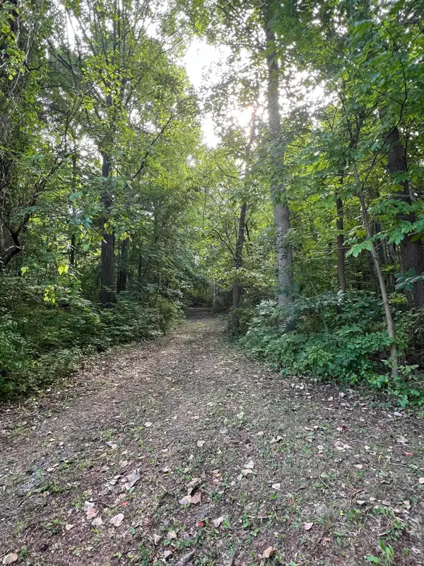 0 W 450 N, La Porte, IN 46350