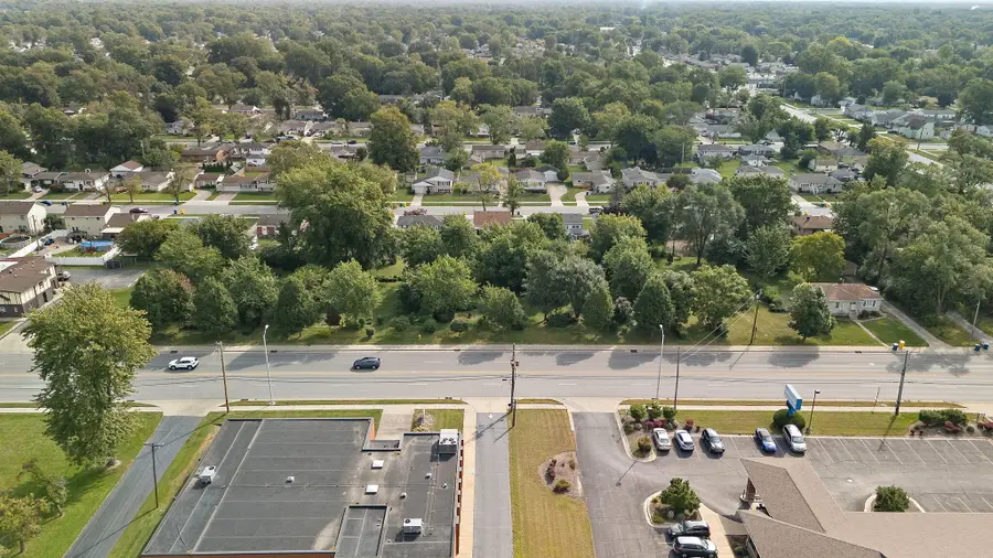 937-1009 N Broad Street, Griffith, IN 46319 - Image #2