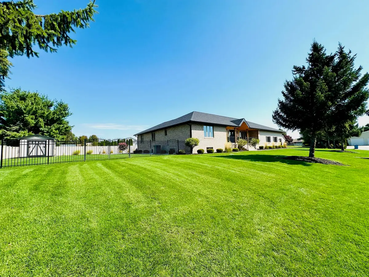 645 W Timothy Drive, La Porte, IN 46350 - Image #1