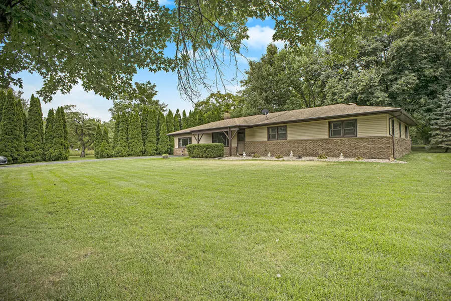 351 Burlington Beach Road, Valparaiso, IN 46383 - Image #2