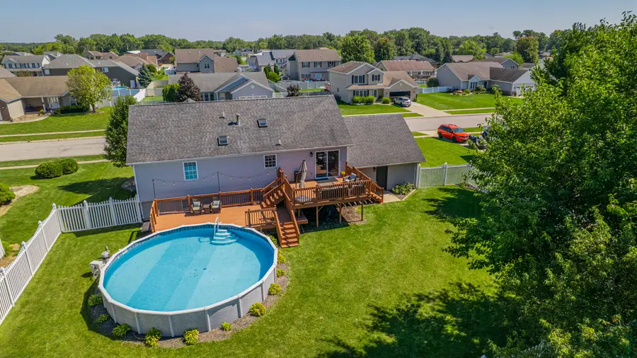 611 Iowa Drive, Lowell, IN 46356 - Image #2