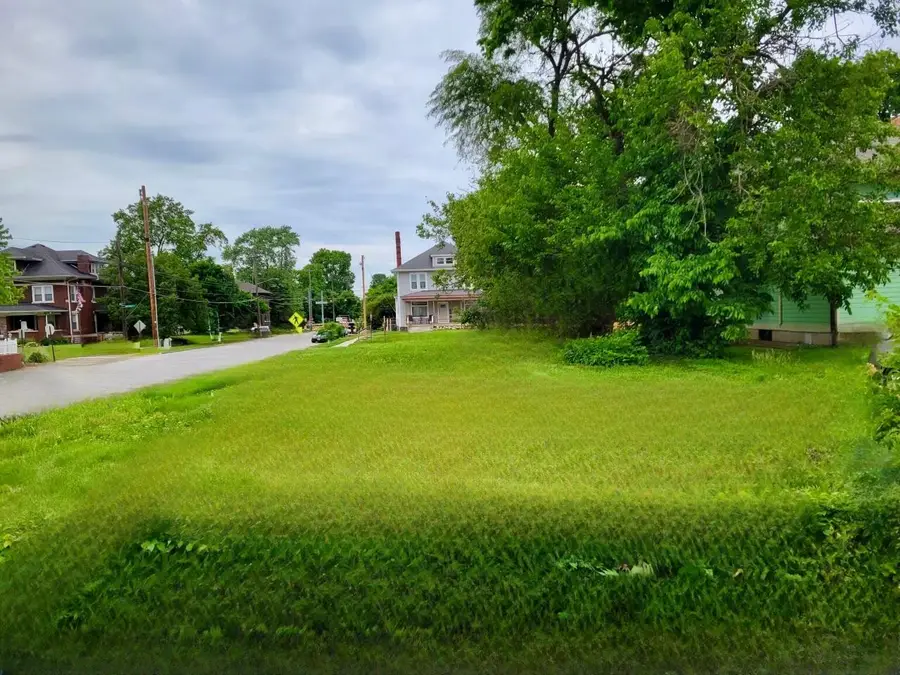 402 E 32nd Street, Indianapolis, IN 46205 - Image #3