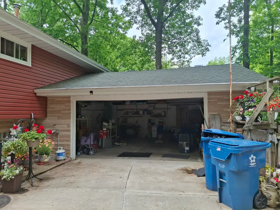 1954 Lawndale Drive, Valparaiso, IN 46383 - Image #3