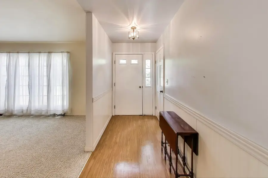 4233 N Blueridge Drive, La Porte, IN 46350 - Image #2