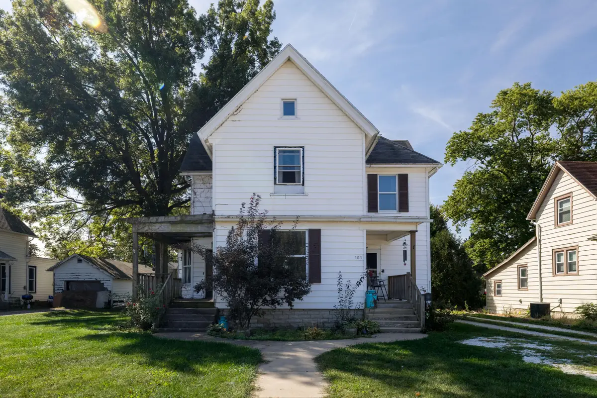 103 E Washington Street, Kentland, IN 47951 - Image #1