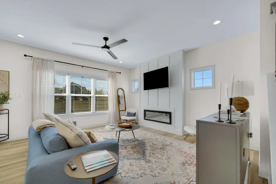 306 Holst Lane, Valparaiso, IN 46385 - Image #3