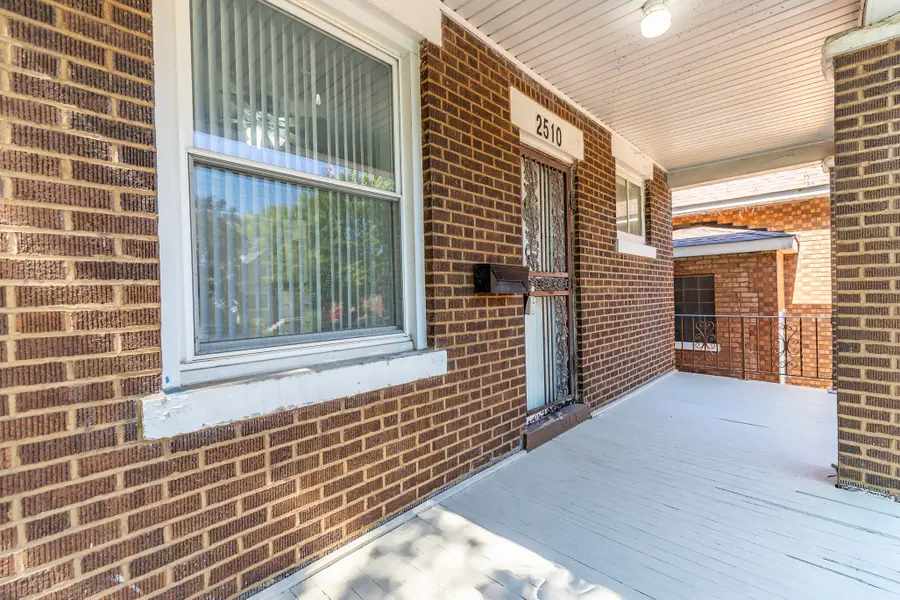 2510 White Oak Avenue, Whiting, IN 46394 - Image #3