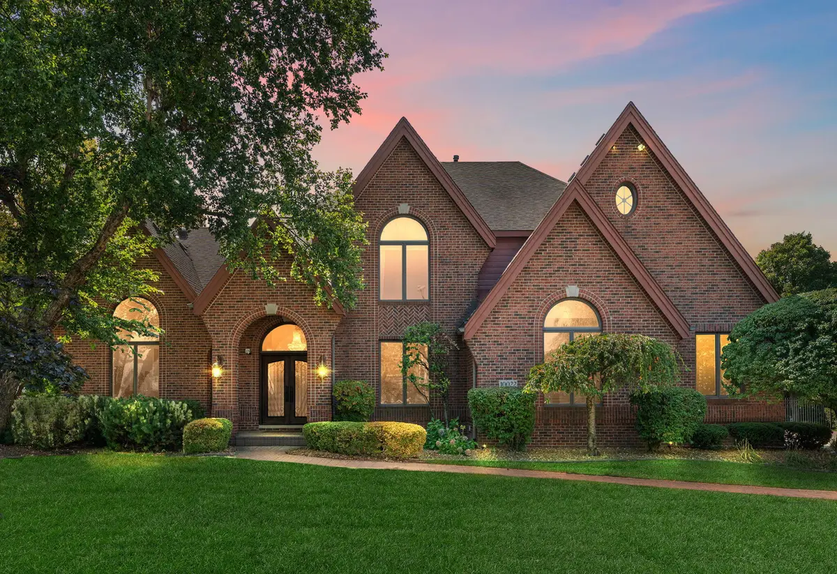 10022 Tanglewood Court, Munster, IN 46321 - Image #1